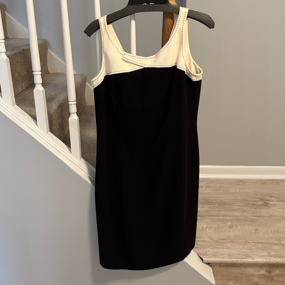 Jones New York Black and Cream Midi Dress